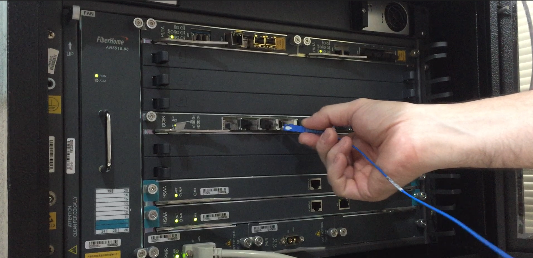 FiberHome/Huawei OLT e FTTx